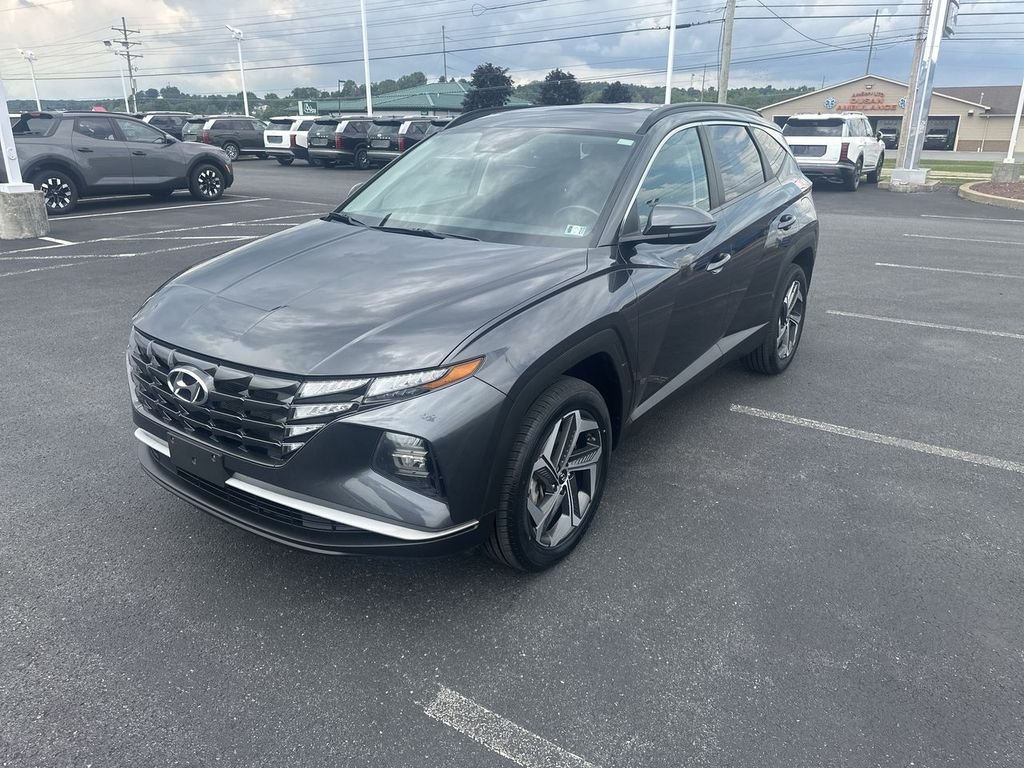 Used 2022 Gray Hyundai SEL image 4