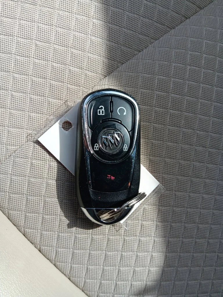 Used 2018 Brilliant Blue Metallic Buick Sport Touring image 29