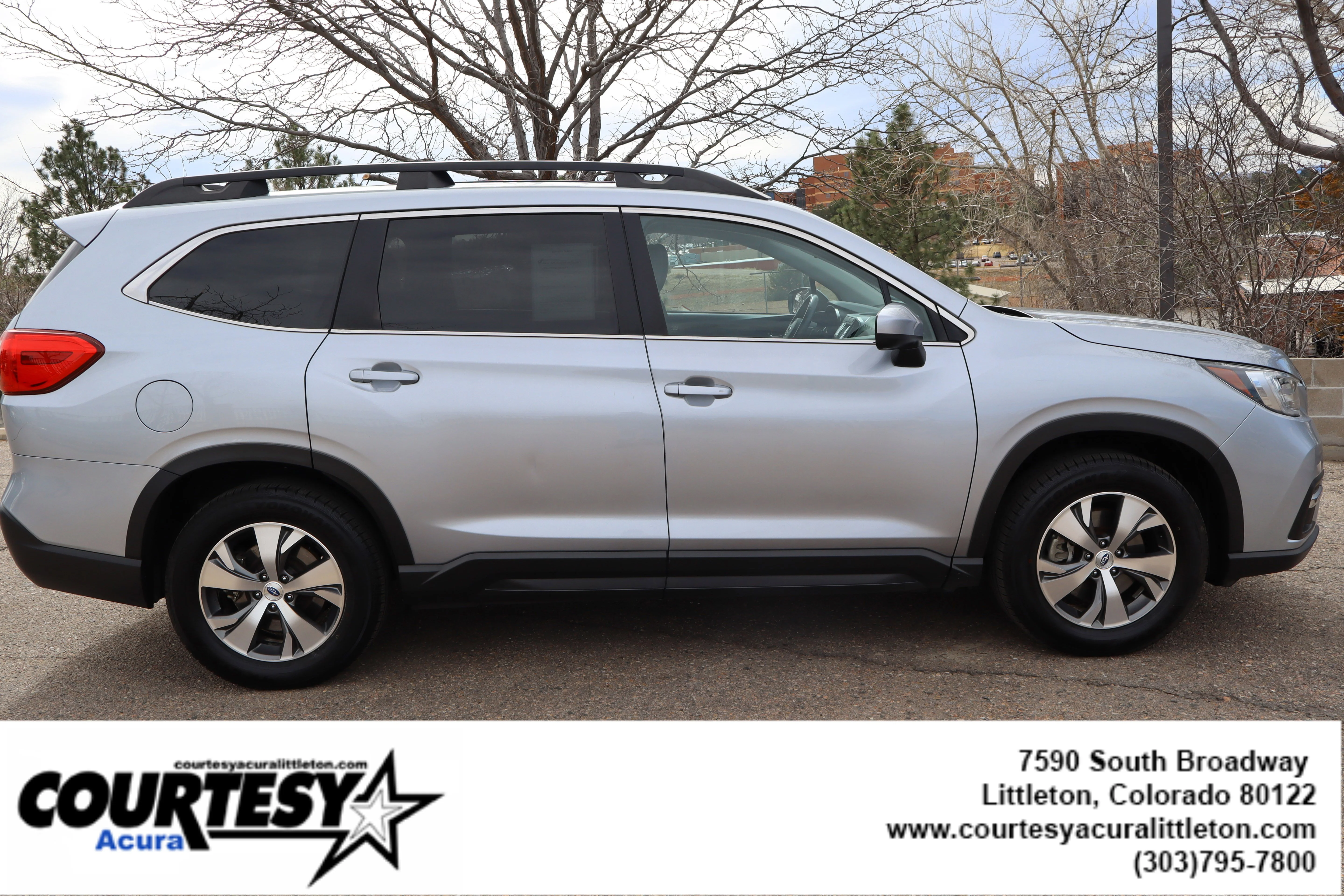 Used 2021 Ice Silver Metallic Subaru Premium image 7