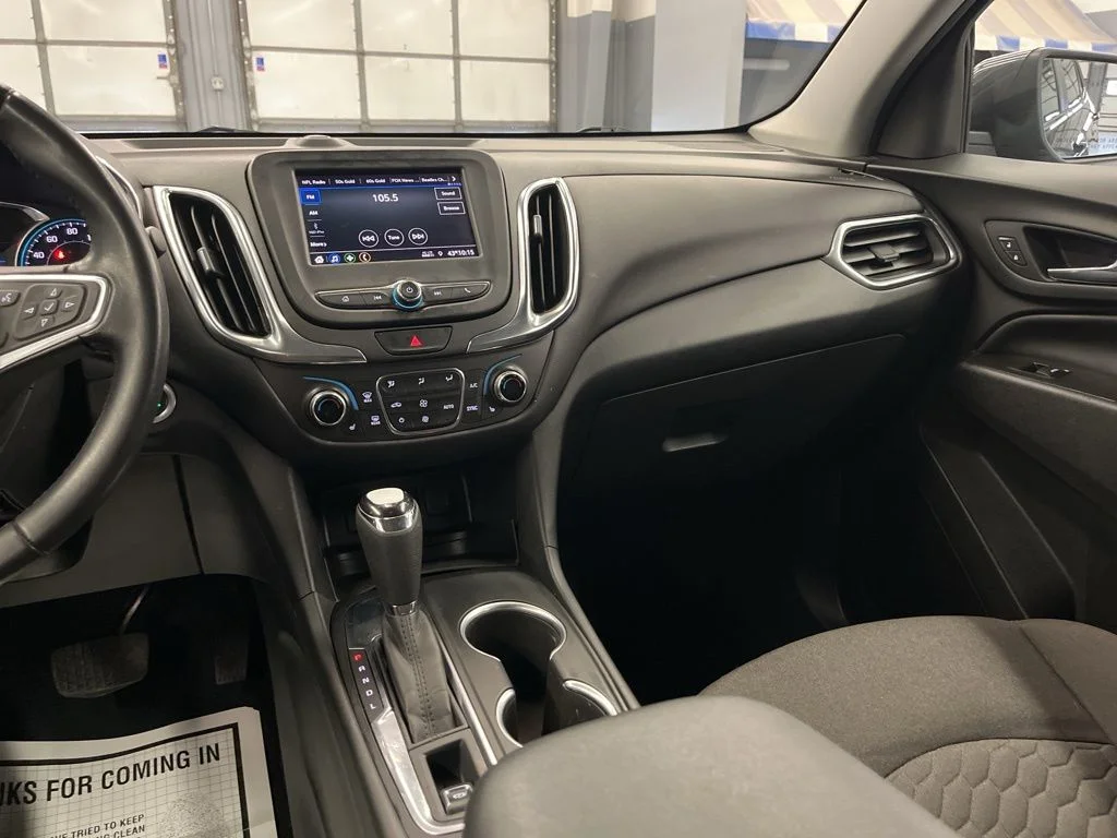 2021 Chevrolet Equinox LT - Photo 20