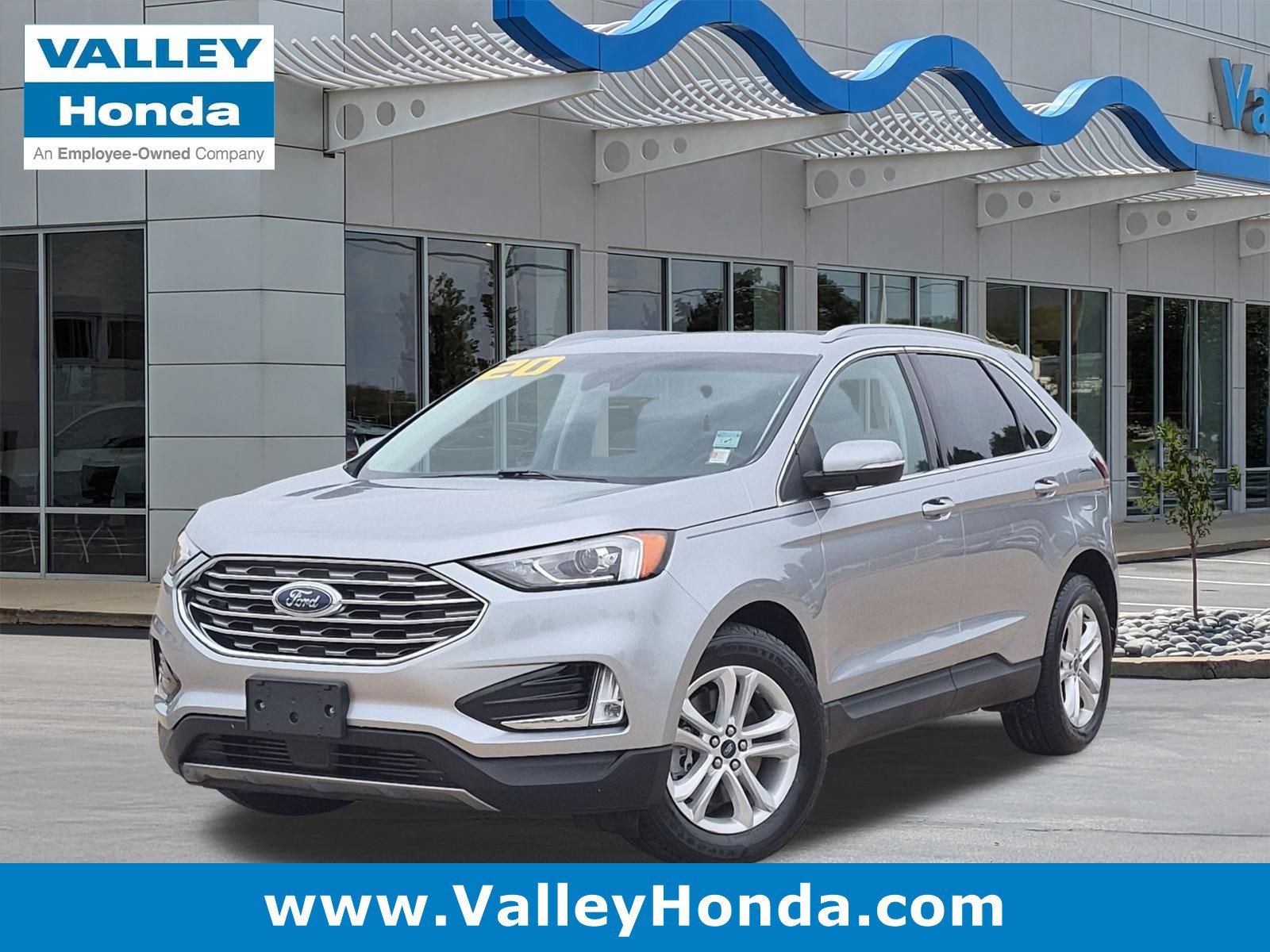Used 2020 Iconic Silver Metallic Ford SEL AWD image 1