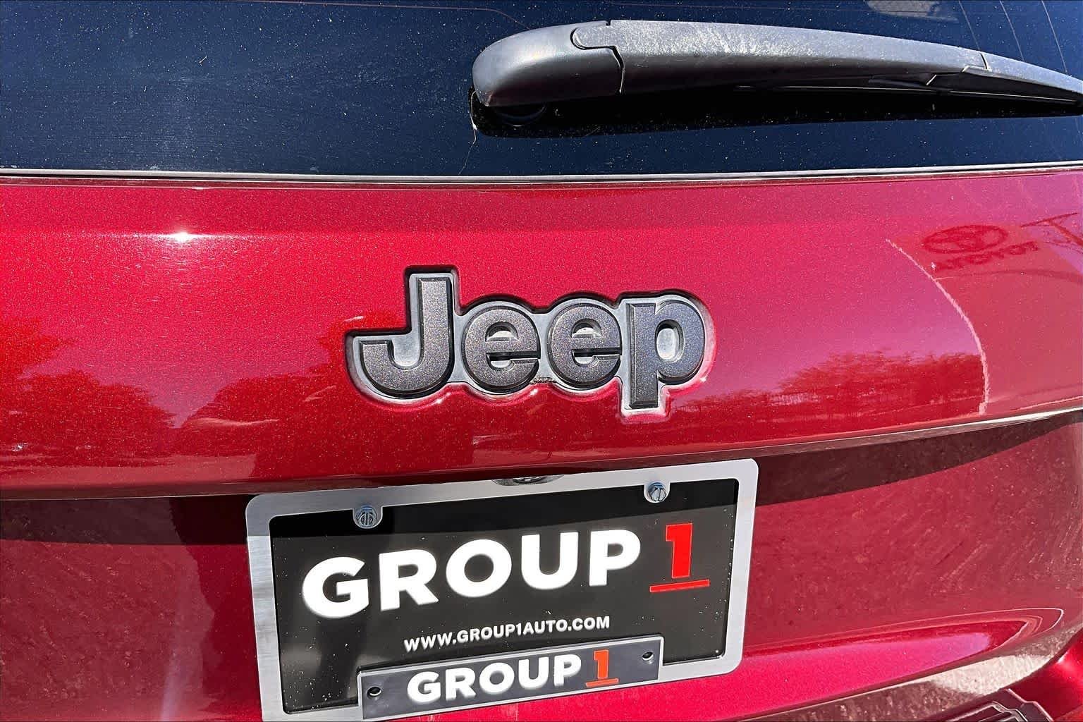 Used 2021 Velvet Red Pearlcoat Jeep 80th Anniversary image 33