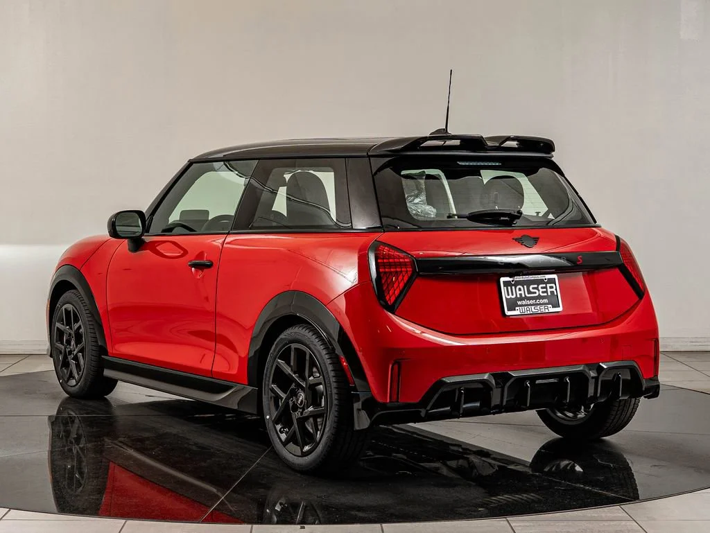 2026 MINI Hardtop 2 Door S - Photo 7