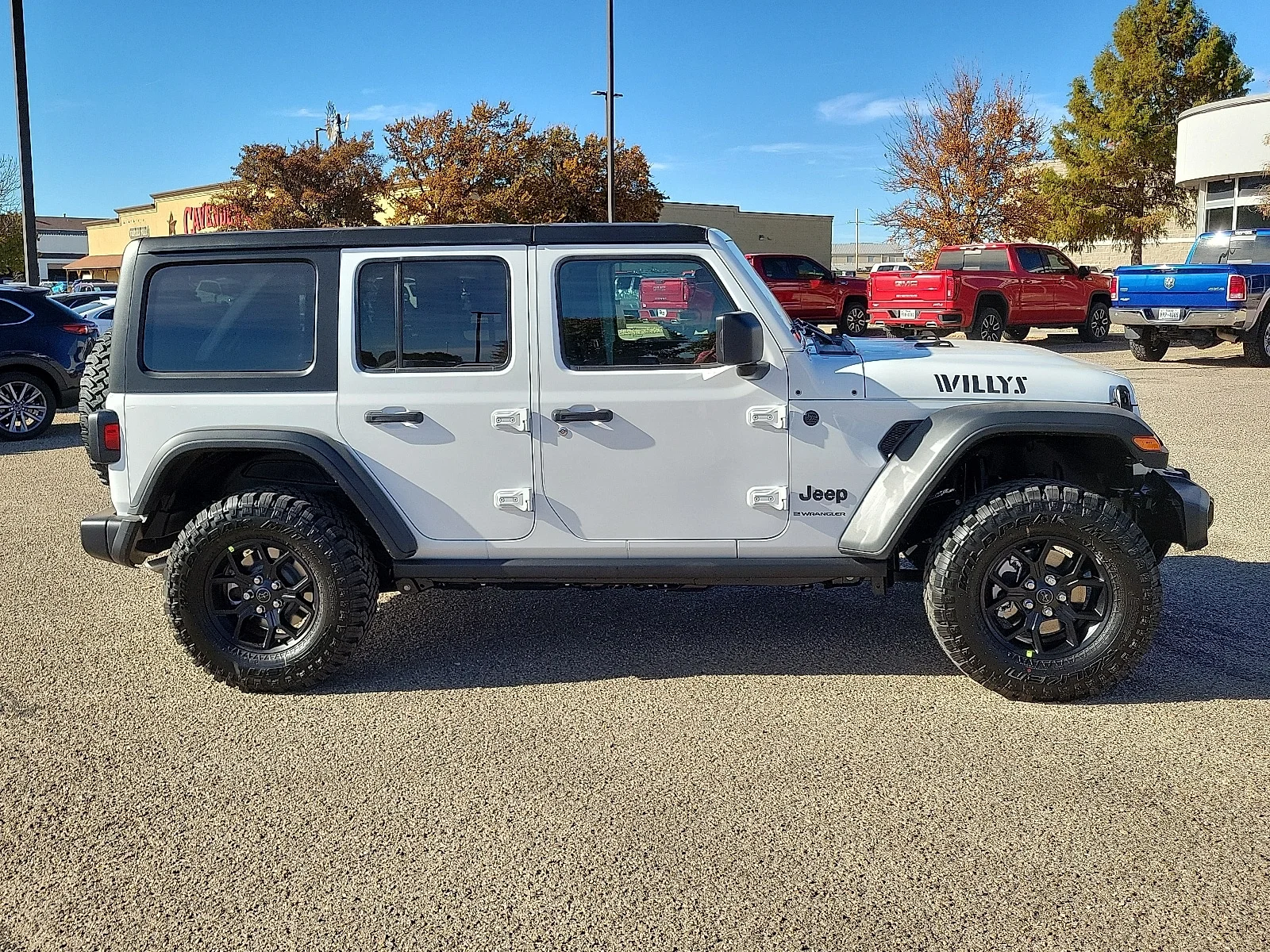 New 2026 PW7 Bright Whit Jeep 4-DOOR WILLYS image 5