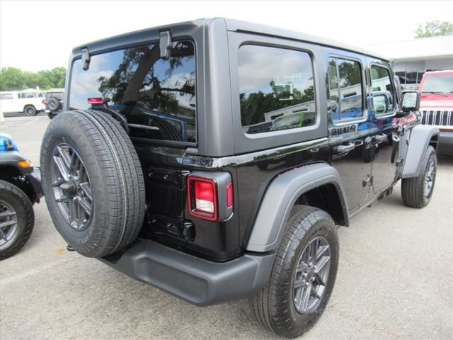 New 2026 Black Clear-Coat Exterior Paint Jeep Sport S image 7