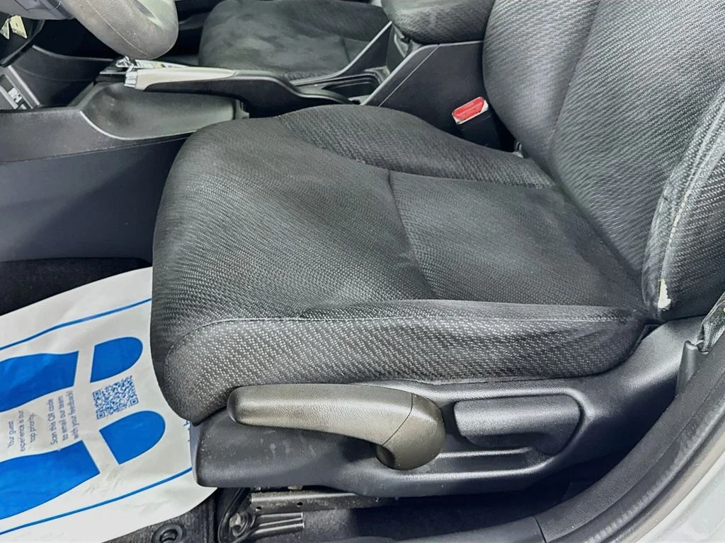Used 2013 Silver Honda LX image 22