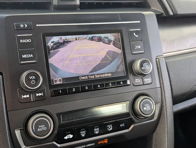 Used 2017  Honda LX image 19
