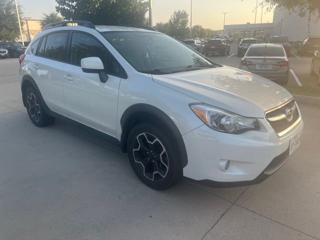 Used 2014  Subaru 2.0i Premium image 1