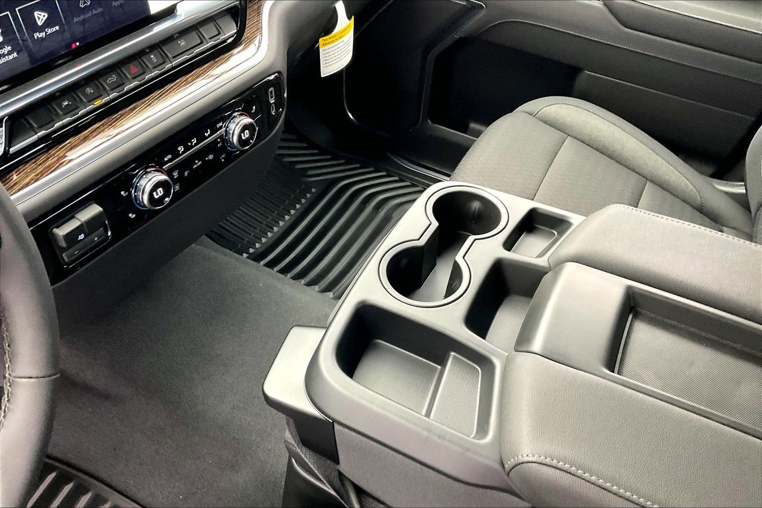 2026 GMC Sierra 1500 SLE - Photo 8