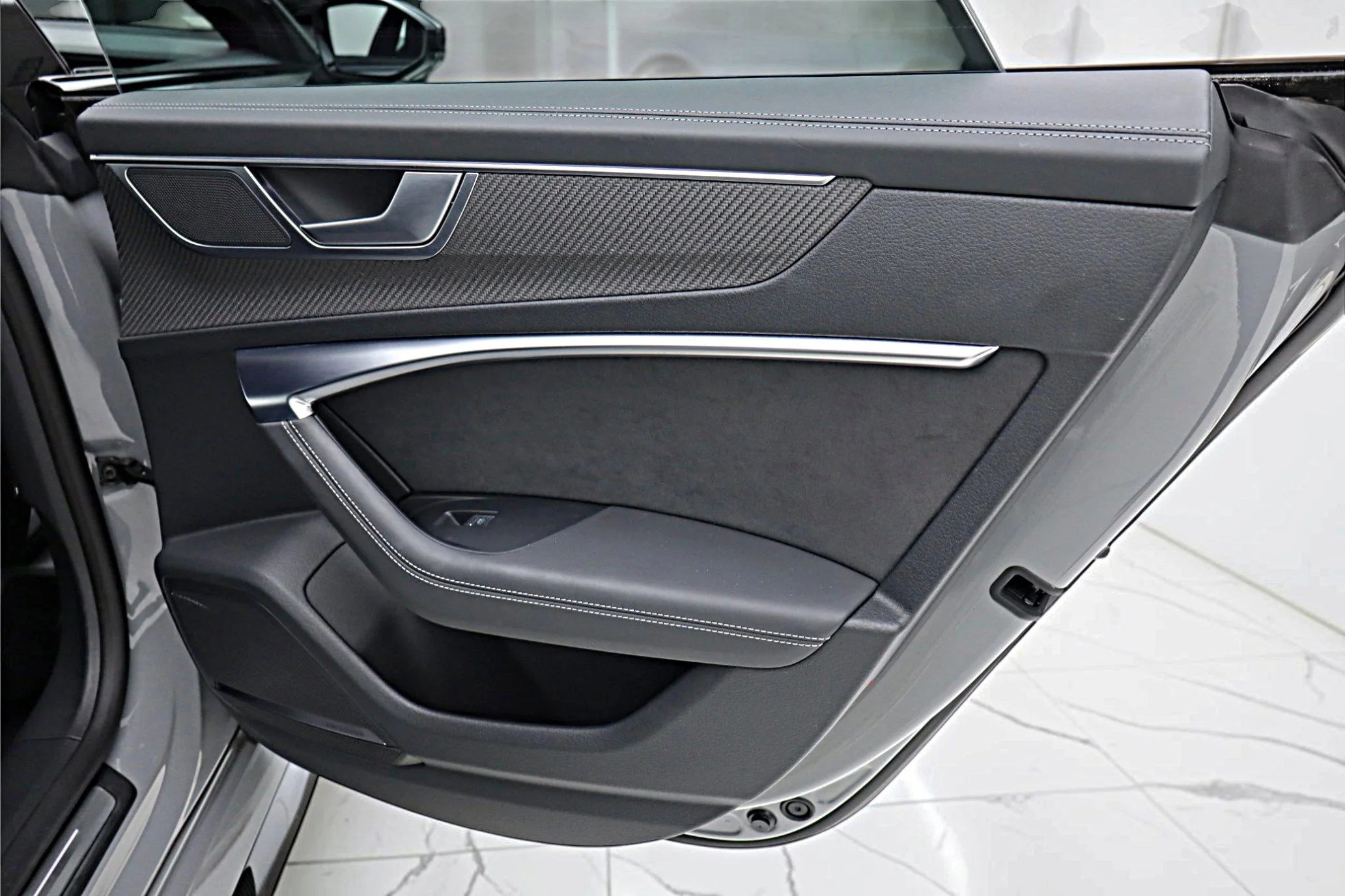 Used 2022 Gray Audi  image 36