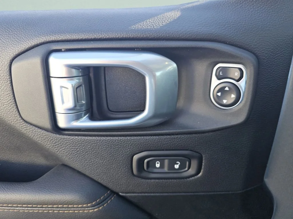 2021 Jeep Gladiator High Altitude - Photo 25