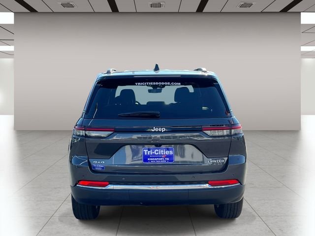 Used 2025 Gray Jeep Limited image 4