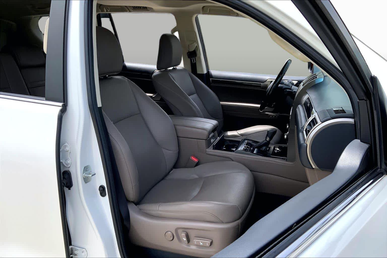 Used 2020 Starfire Pearl Lexus Premium image 16