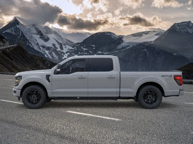 New 2026 Avalanche Ford XLT image 3