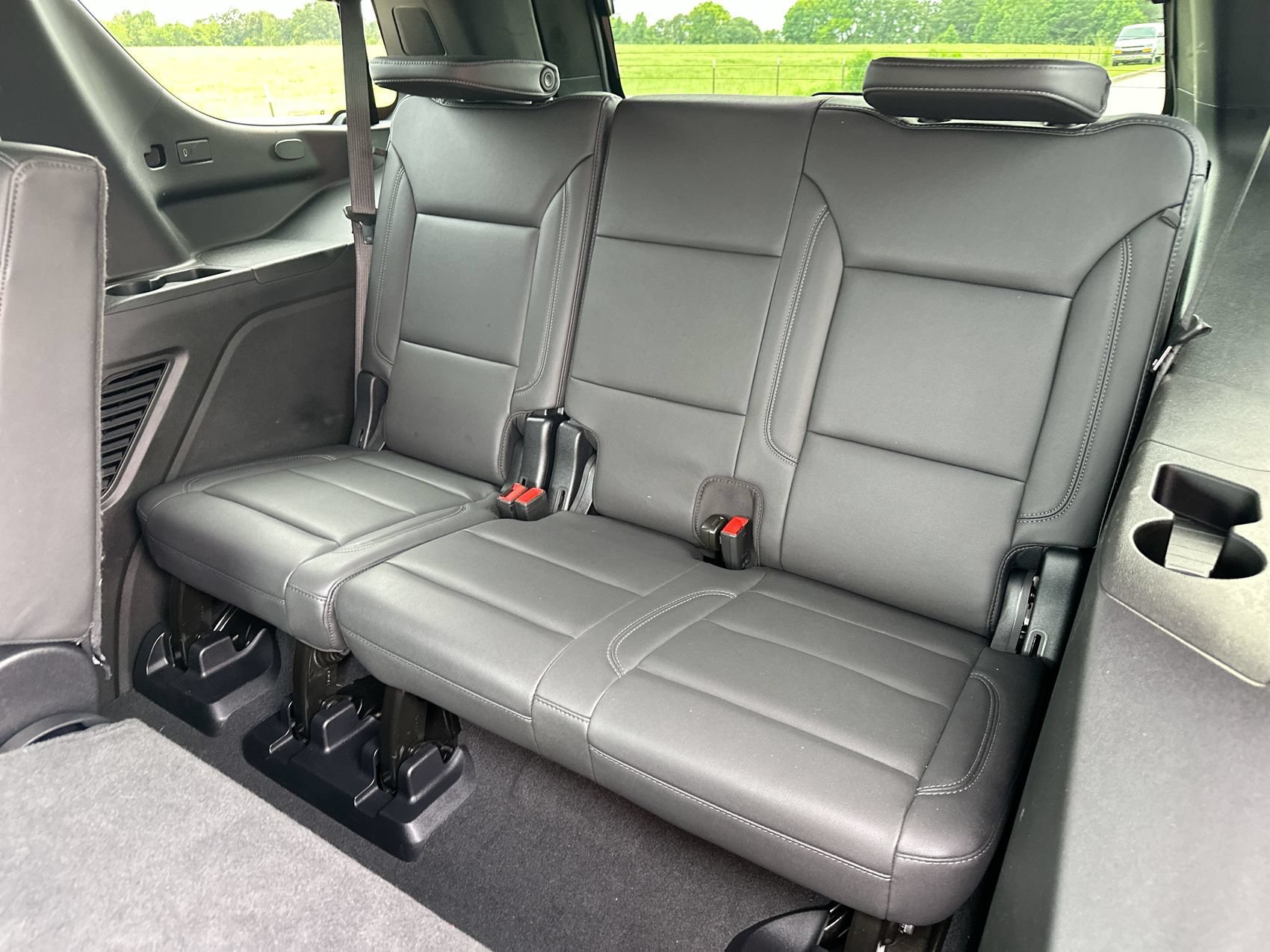 Used 2025 Summit White Chevrolet LT image 23