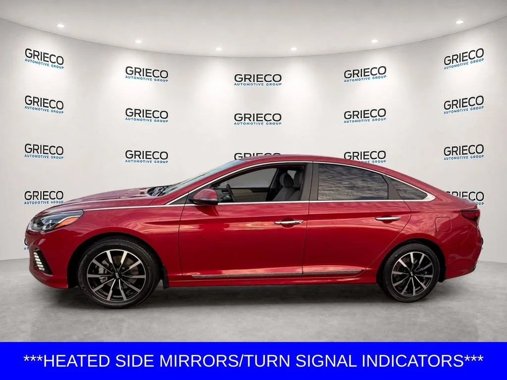 Used 2019 Red Hyundai SEL image 4