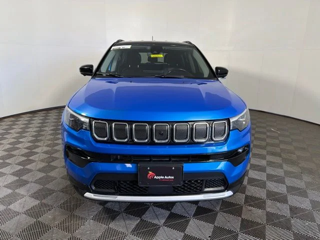 Used 2022 Jeep Compass Limited with VIN 3C4NJDCB8NT212243 for sale in Shakopee, Minnesota