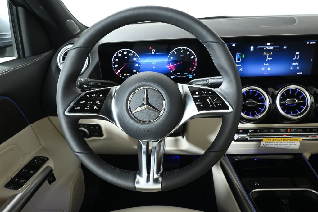 Used 2026 Cirrus Silver Metallic Mercedes-Benz GLA 250 image 17