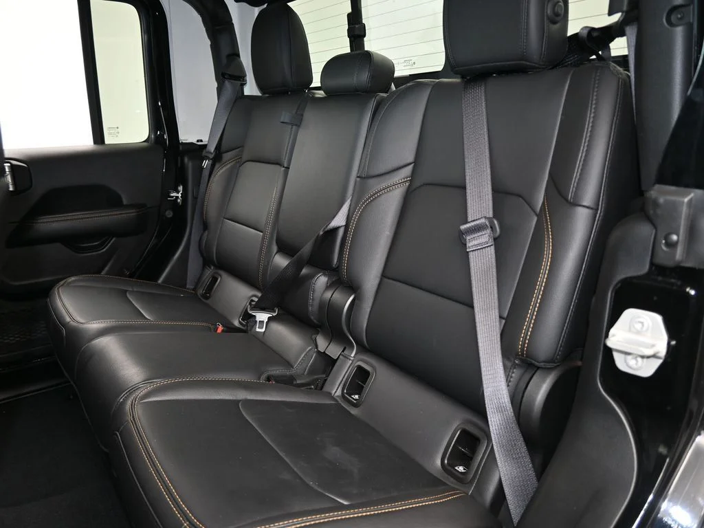 Used 2024 Black Clearcoat Jeep Sport S image 31