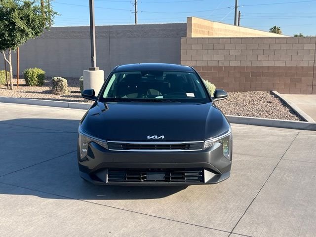 Used 2025 Gray Kia LXS image 3