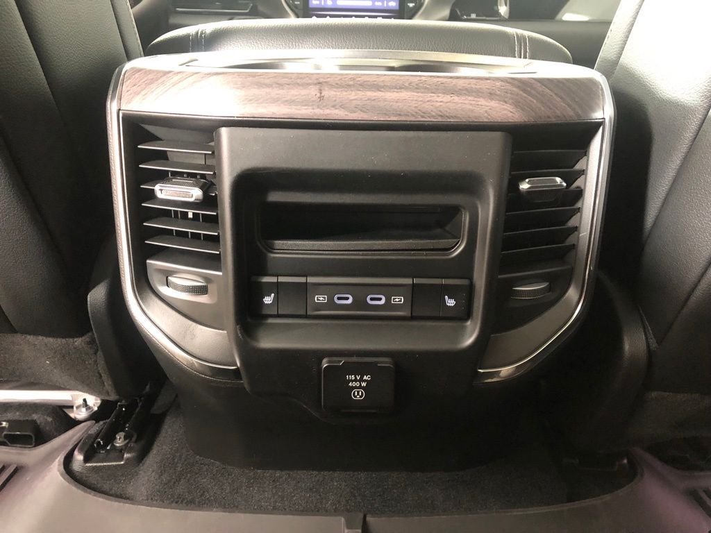 New 2026 Granite Crystal Metallic Clear-Coat Exterior Paint RAM Laramie image 35