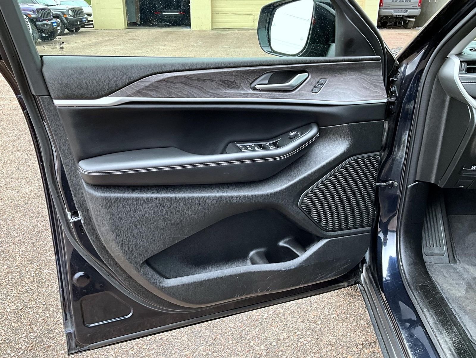 Used 2024 Blue Jeep Limited image 10