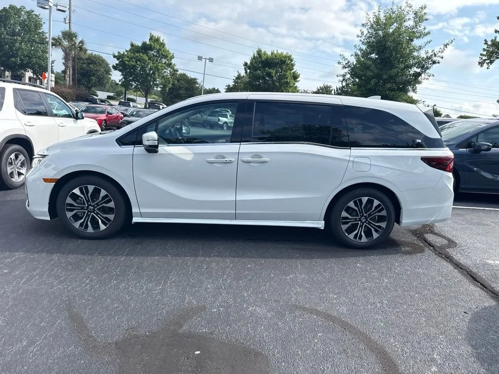 2026 Honda Odyssey Elite - Photo 6