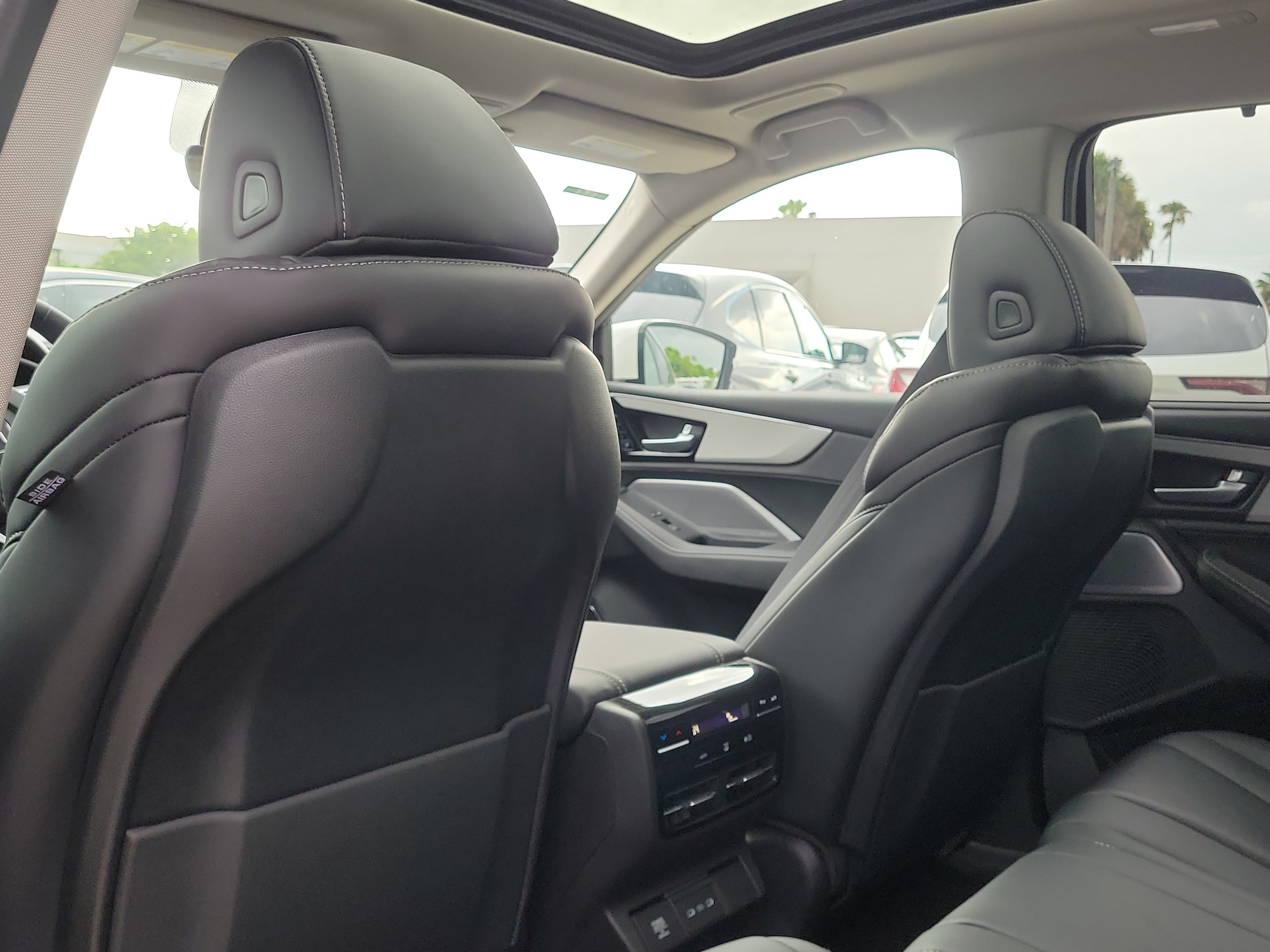 New 2026 Platinum White Pearl Acura w/Technology Package image 10
