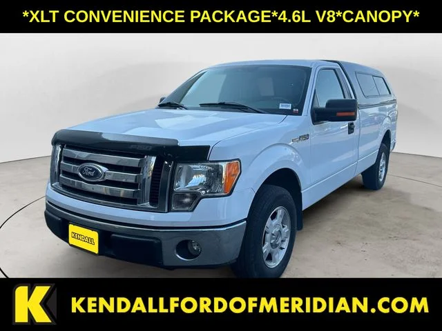 Used 2010 White Ford XLT image 1