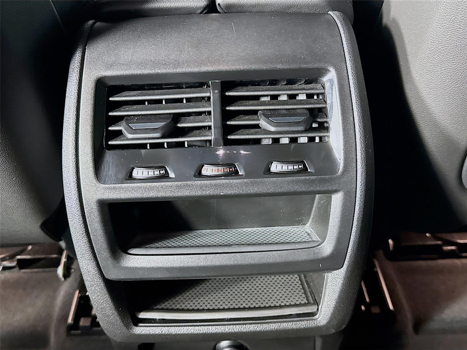 Used 2025 Gray Metallic BMW xDrive40i image 27