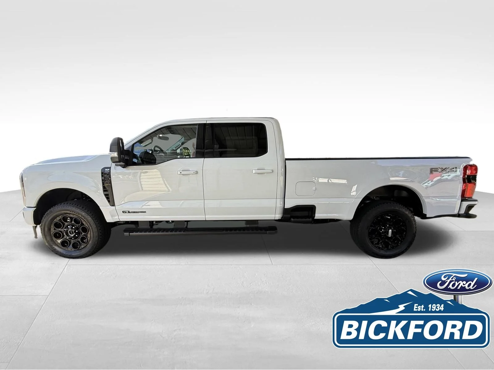 New 2026 White Ford XLT image 9