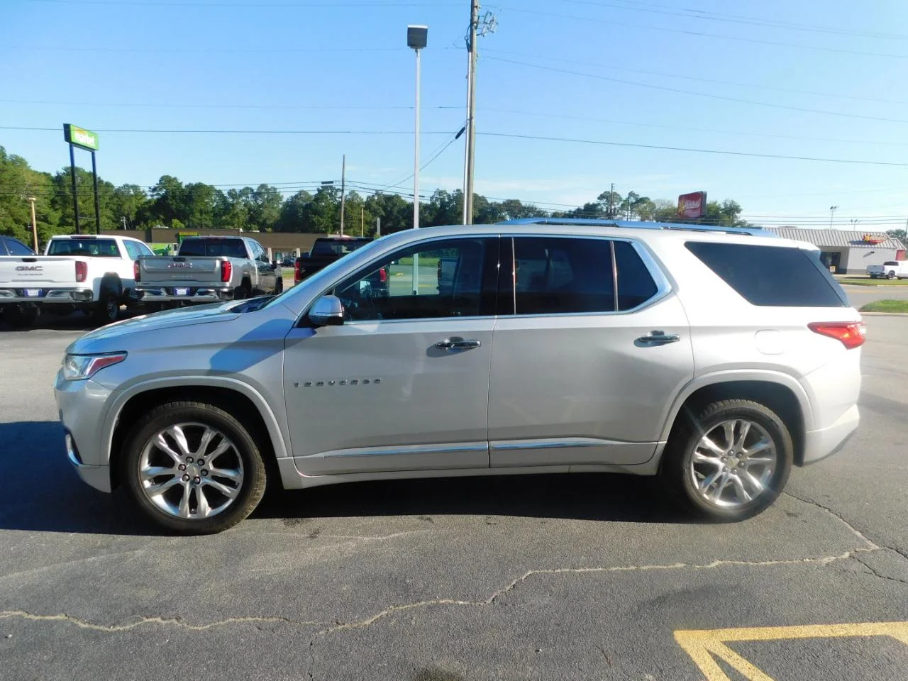 Used 2018 Silver Chevrolet AWD 4DR HIGH COUNTRY W/2L image 5