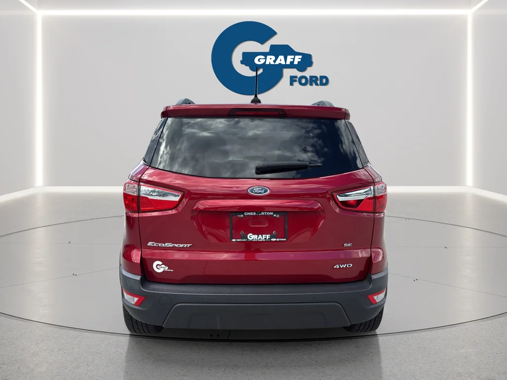 Used 2018 Red Ford SE image 8