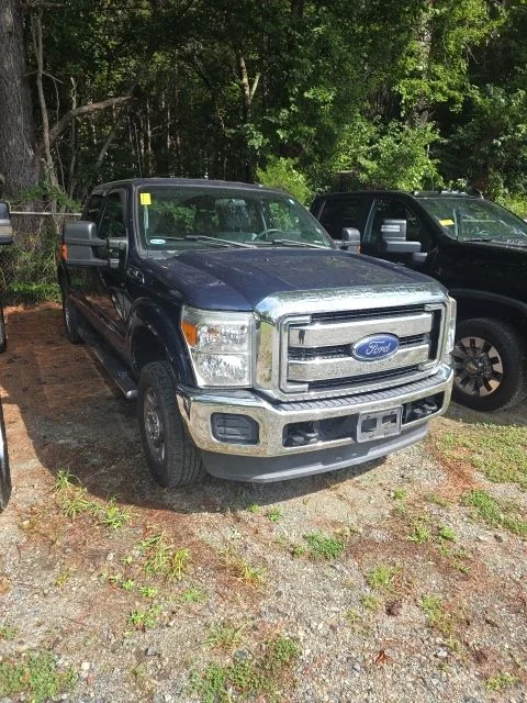 Used 2016 Blue Ford XLT image 3