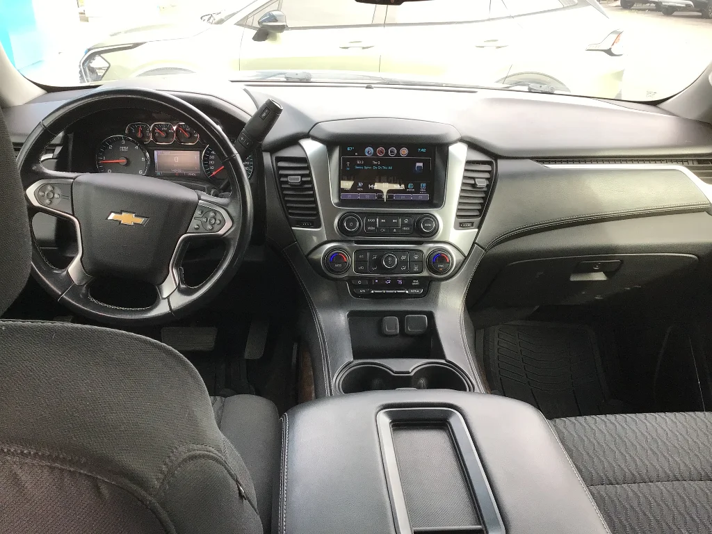 Used 2018 BLACK Chevrolet LS image 12
