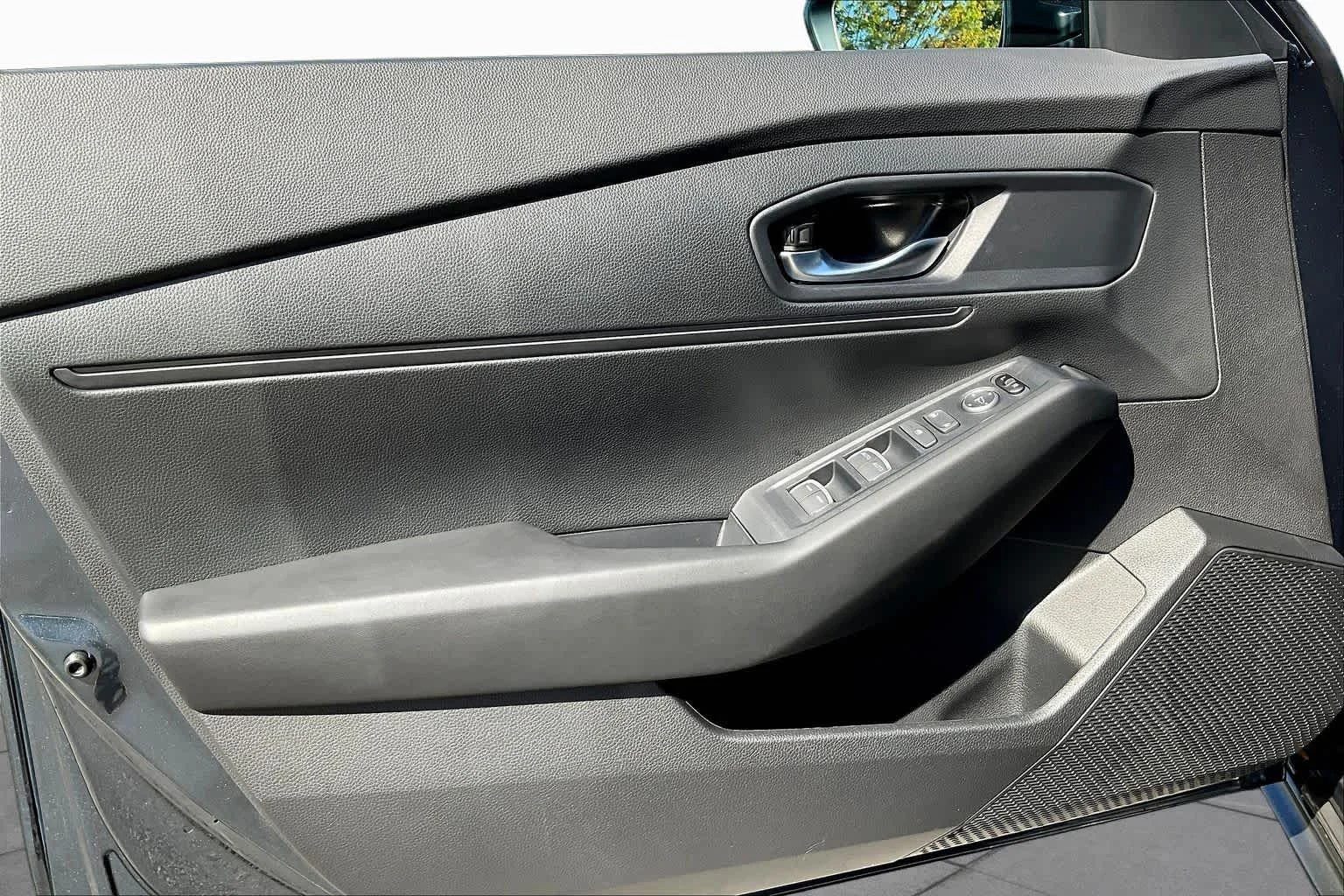 New 2026 Meteorite Gray Metallic Honda LX image 10