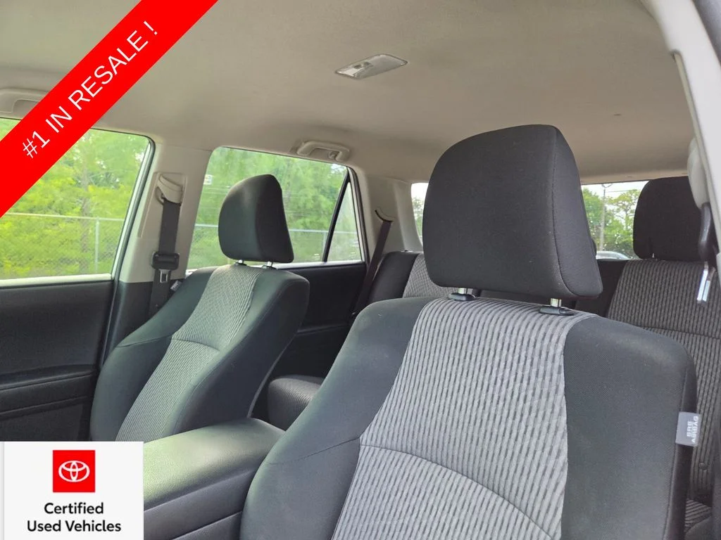 Used 2023 White Toyota SR5 image 24