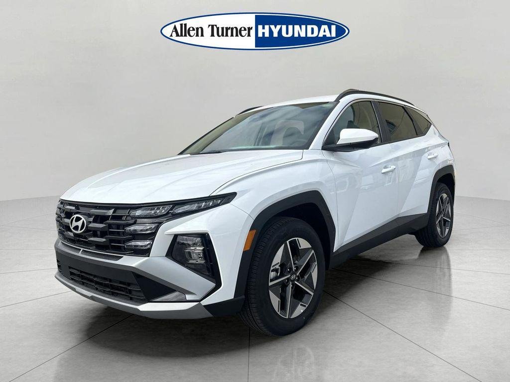 New 2026 Creamy White Pearl Hyundai SEL AWD image 4