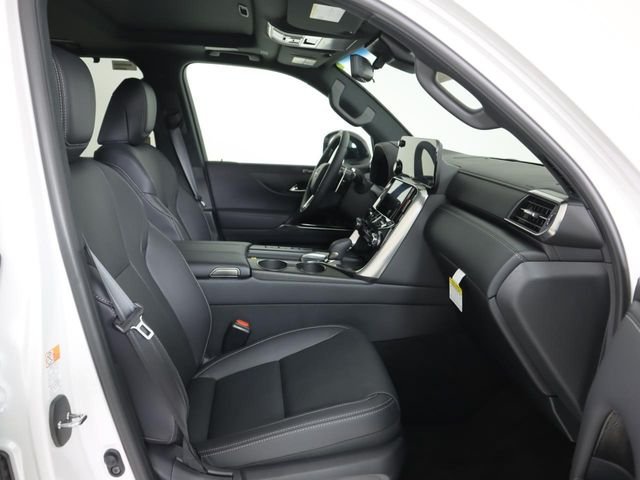 2026 Lexus LX 700h Luxury - Photo 13
