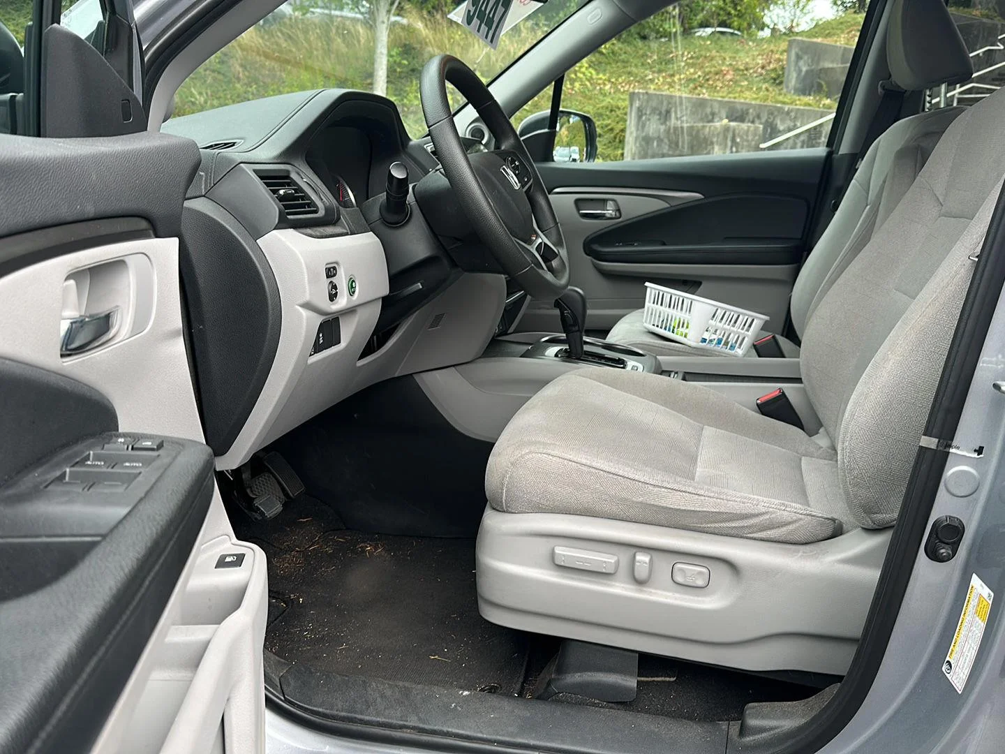 Used 2019 Lunar Silver Metallic Honda EX image 7