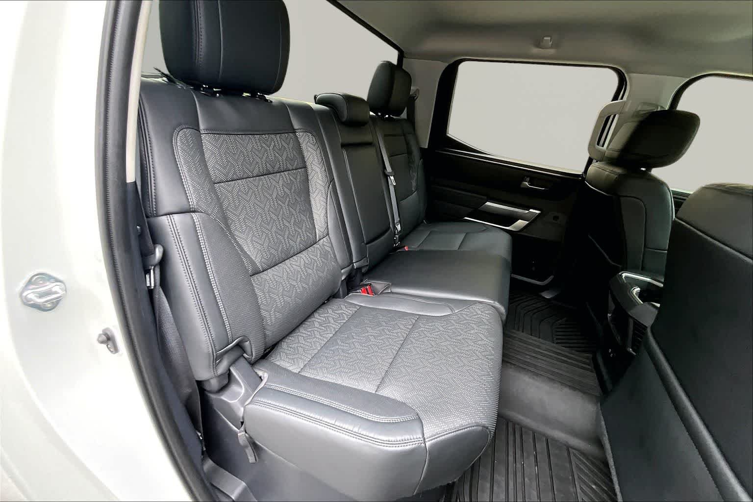 Used 2024 Ice Cap Toyota SR5 image 19