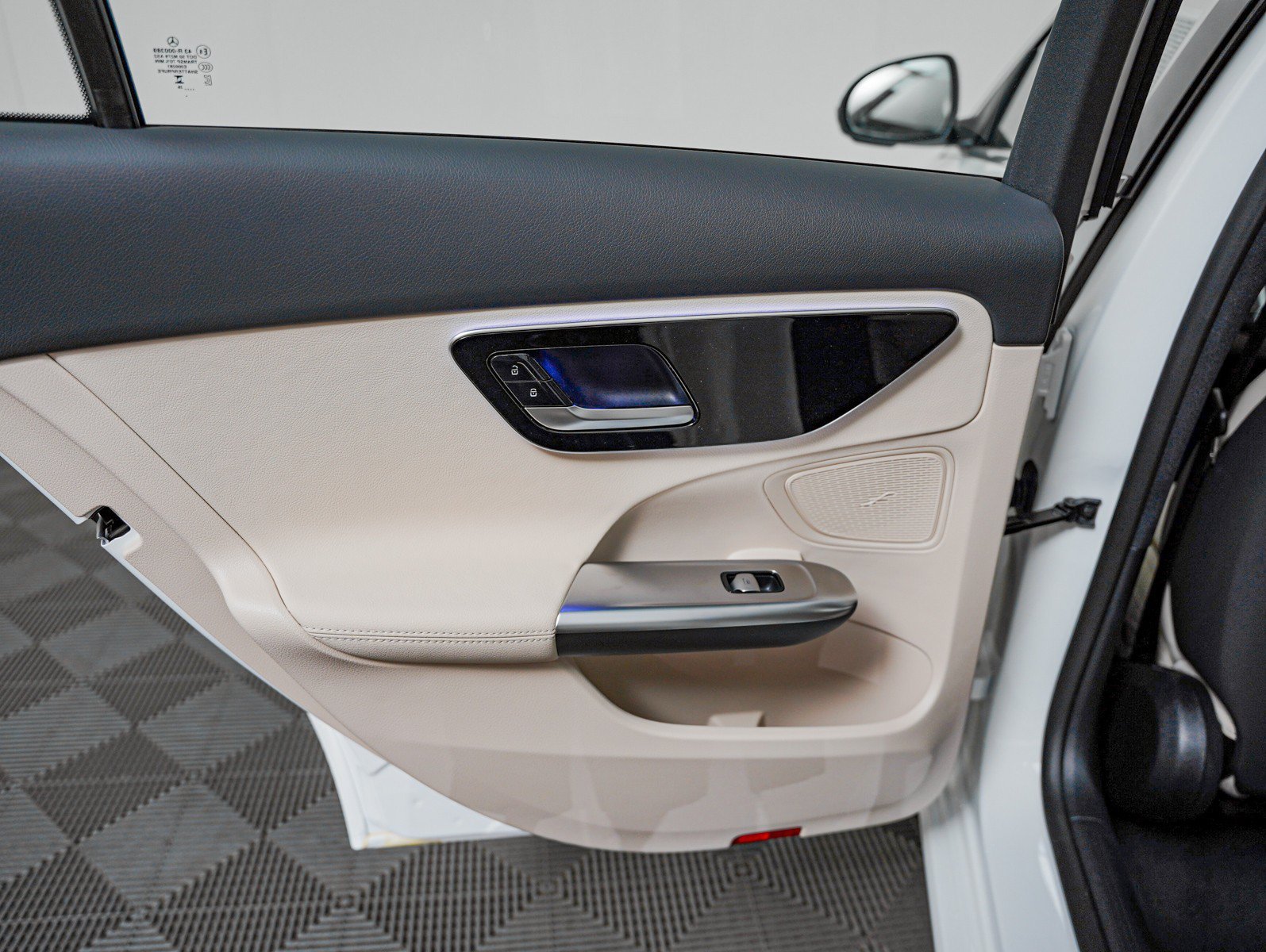New 2026 Polar White Mercedes-Benz C 300 image 20