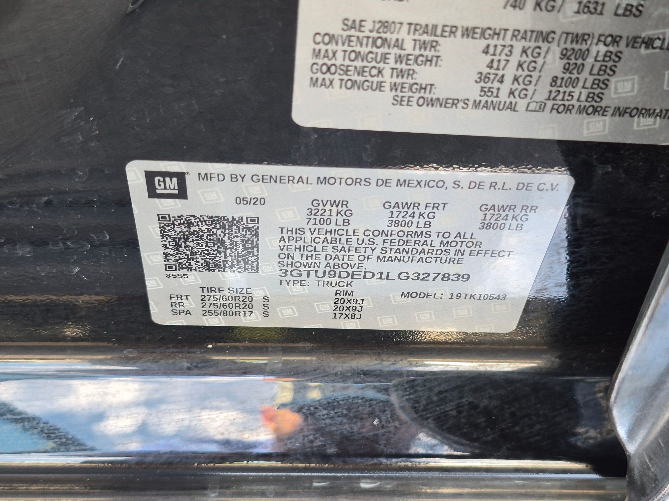 Used 2020 Onyx Black GMC SLT image 34