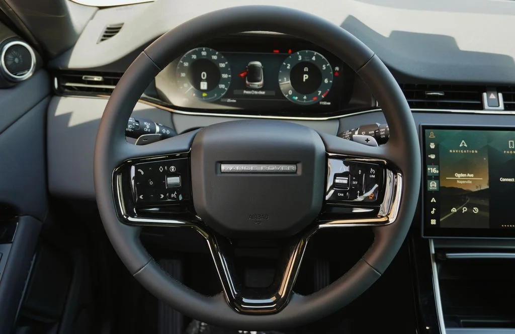 New 2026 Fuji White Land Rover S image 16