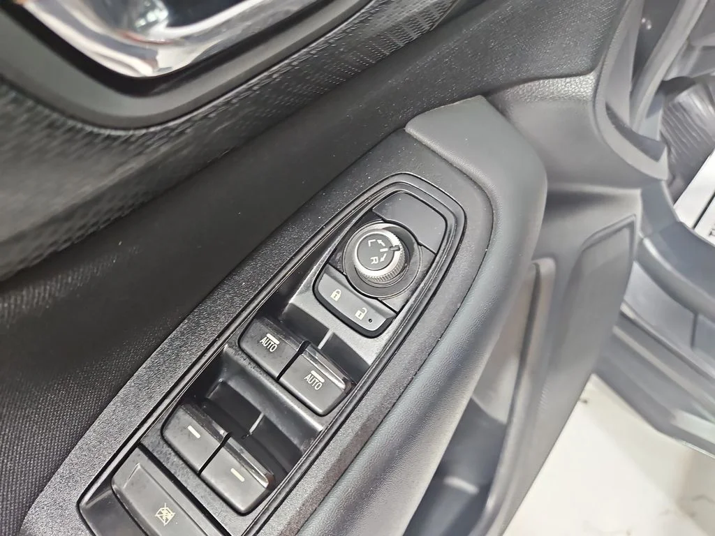 Used 2020 Gray Subaru Premium image 12