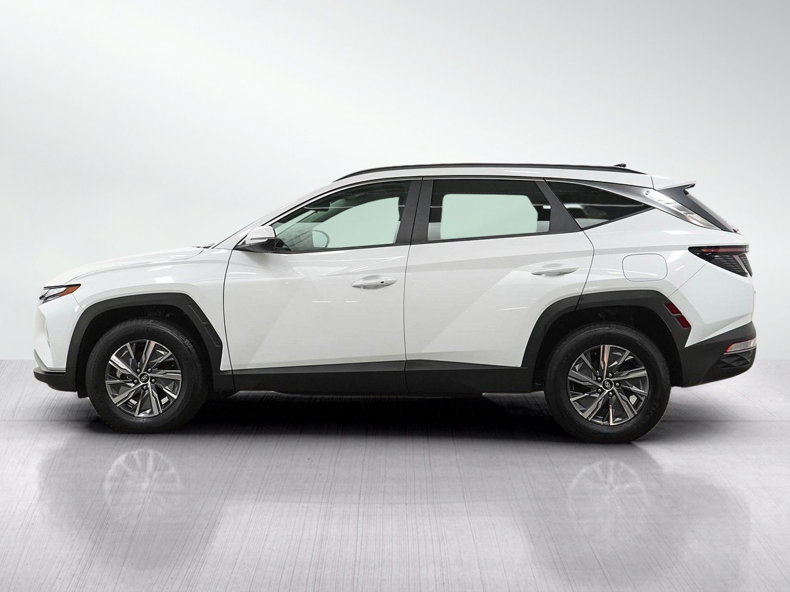 Certified 2022 Hyundai Tucson Blue with VIN KM8JBCA1XNU011915 for sale in Minneapolis, Minnesota
