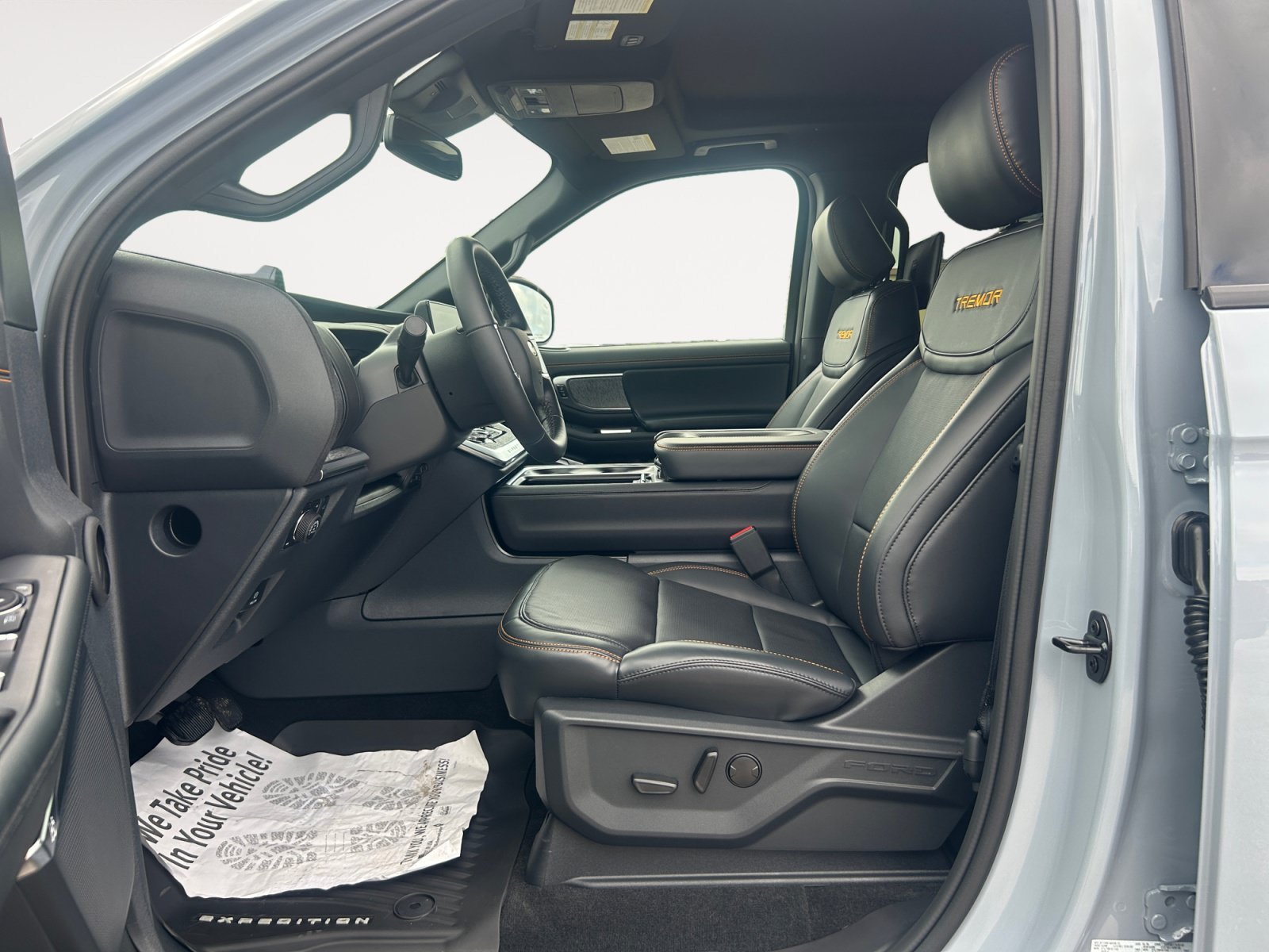 New 2026 Glacier Gray Metallic Tri-Coat Ford Tremor image 18