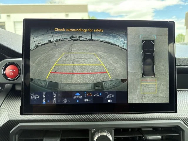 2025 Toyota Tacoma TRD Pro - Photo 17
