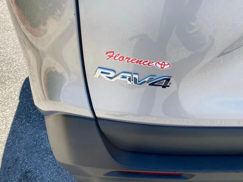Used 2025 Silver Toyota XLE image 14