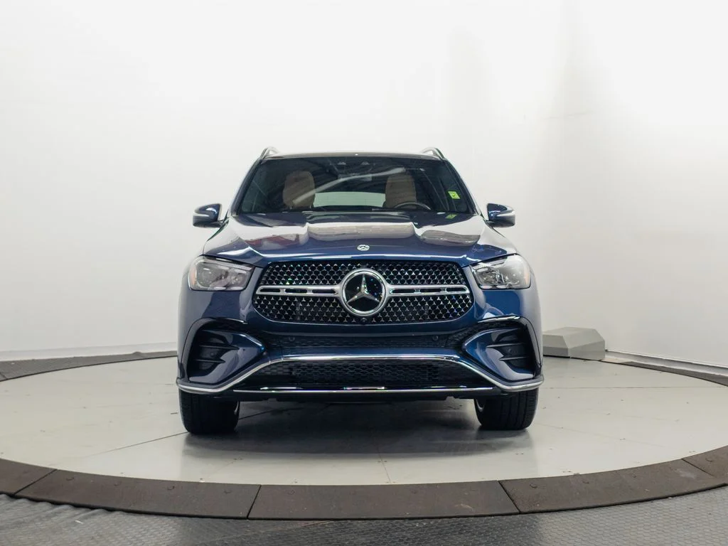 Used 2025 Twilight Blue Metallic Mercedes-Benz GLE 450e image 2